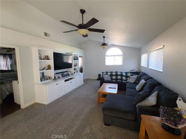 9685 Pebble Brook Drive, Moreno Valley, CA 92557