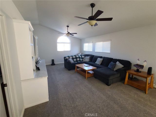 9685 Pebble Brook Drive, Moreno Valley, CA 92557