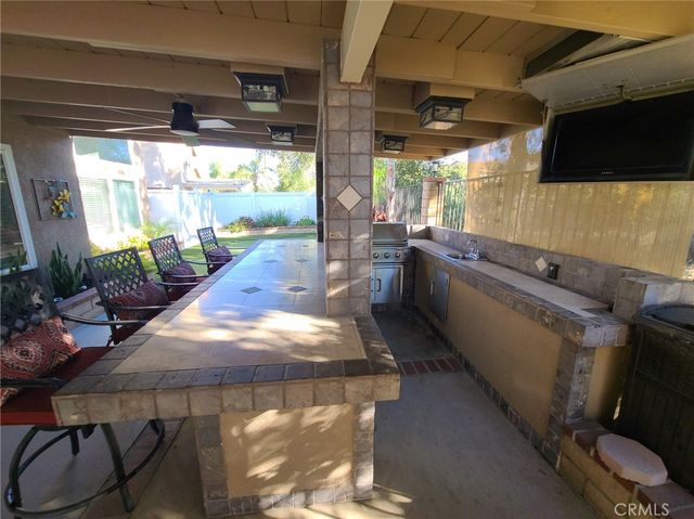 9685 Pebble Brook Drive, Moreno Valley, CA 92557