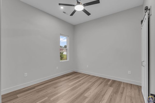 4100 SE 33rd ST, Topeka, KS 66605