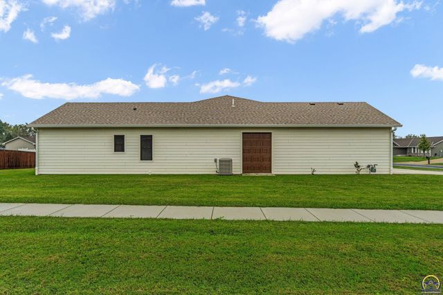4100 SE 33rd ST, Topeka, KS 66605