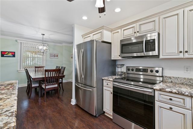 3721 Linden Avenue, Castle Shannon, PA 15234