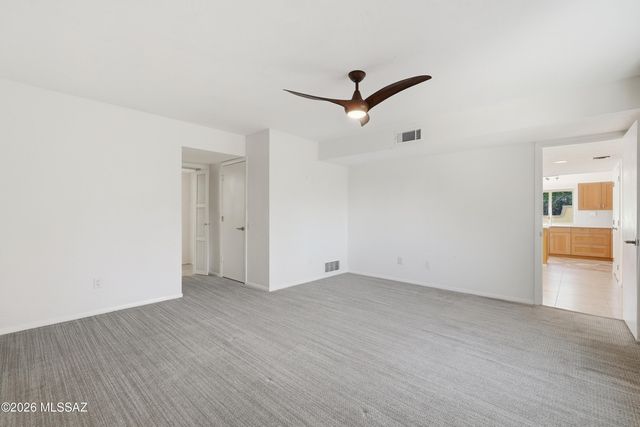 2562 N Avenida San Valle, Tucson, AZ 85715
