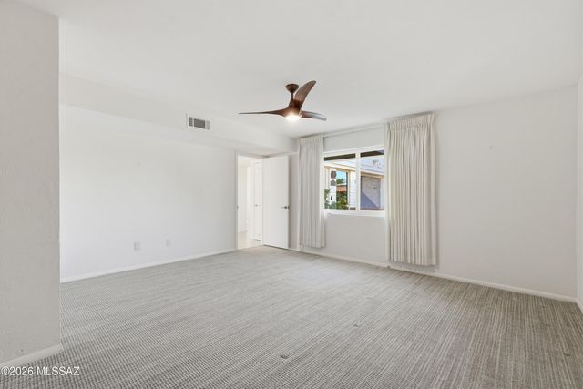 2562 N Avenida San Valle, Tucson, AZ 85715