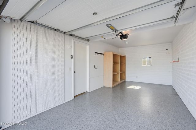 2562 N Avenida San Valle, Tucson, AZ 85715