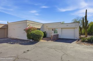 2562 N Avenida San Valle, Tucson, AZ 85715