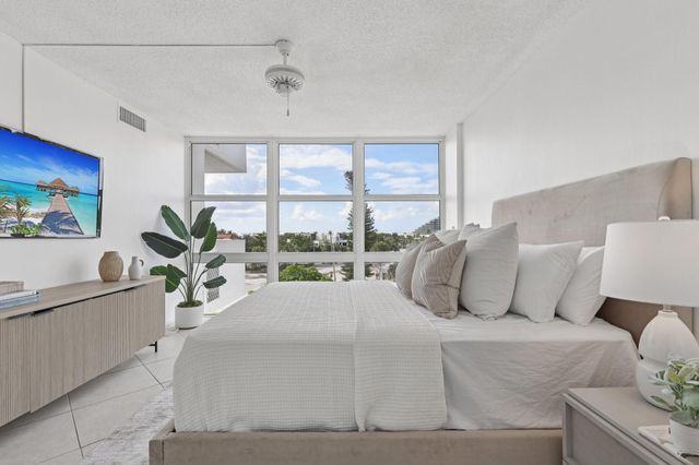 2701 N Ocean Boulevard 4C, Fort Lauderdale, FL 33308