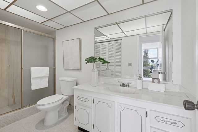 2701 N Ocean Boulevard 4C, Fort Lauderdale, FL 33308