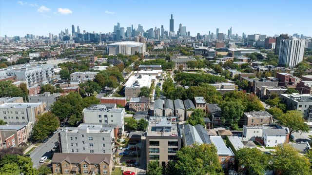 117 S Bell Avenue 4N, Chicago, IL 60612