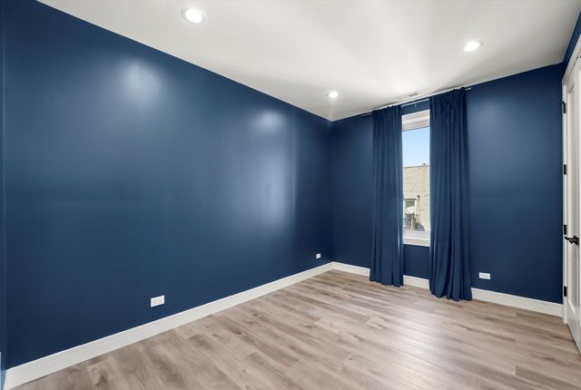 117 S Bell Avenue 4N, Chicago, IL 60612