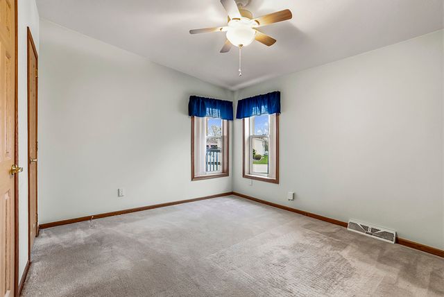 22930 Glen Eagle Drive S, Frankfort, IL 60423