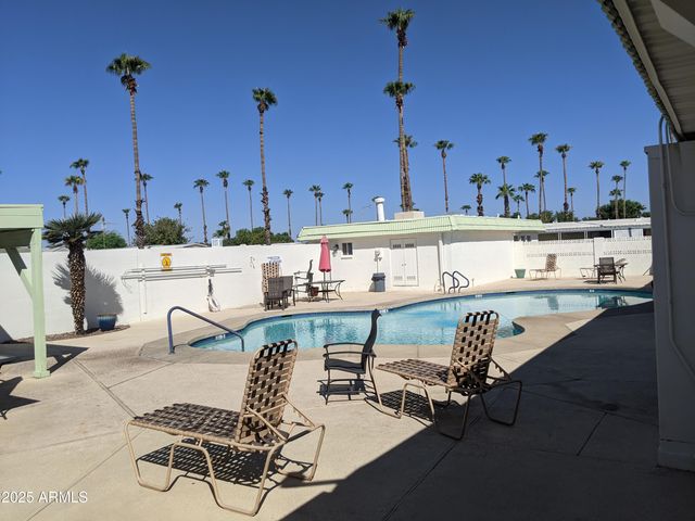 7300 N 51st Avenue C50, Glendale, AZ 85301