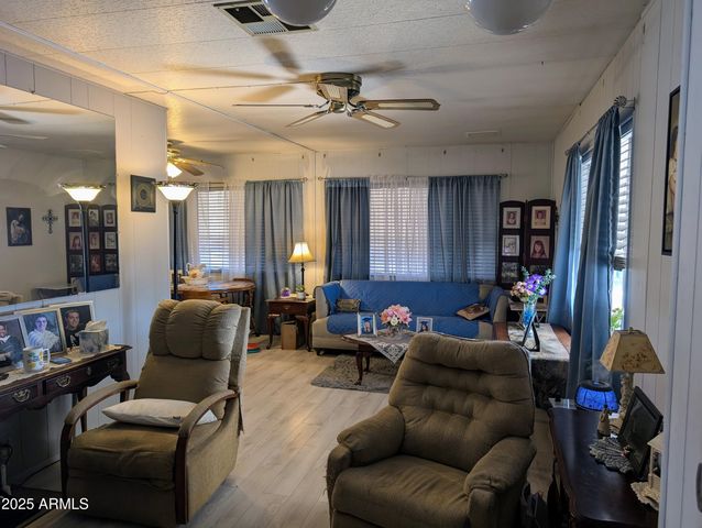 7300 N 51st Avenue C50, Glendale, AZ 85301