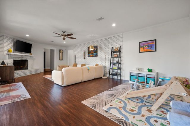 6201 Kenosha Drive, Lubbock, TX 79413