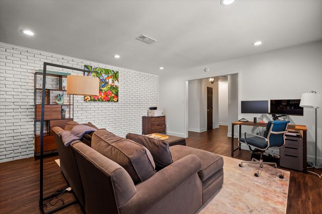 6201 Kenosha Drive, Lubbock, TX 79413