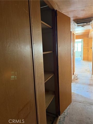 301 E Foothill 6, Pomona, CA 91767