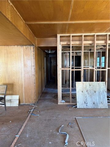 301 E Foothill 6, Pomona, CA 91767