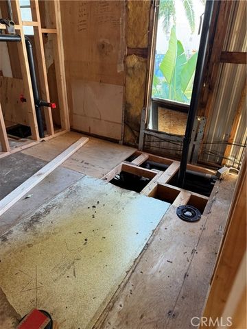 301 E Foothill 6, Pomona, CA 91767