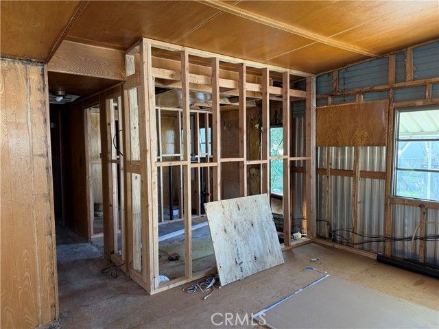 301 E Foothill 6, Pomona, CA 91767