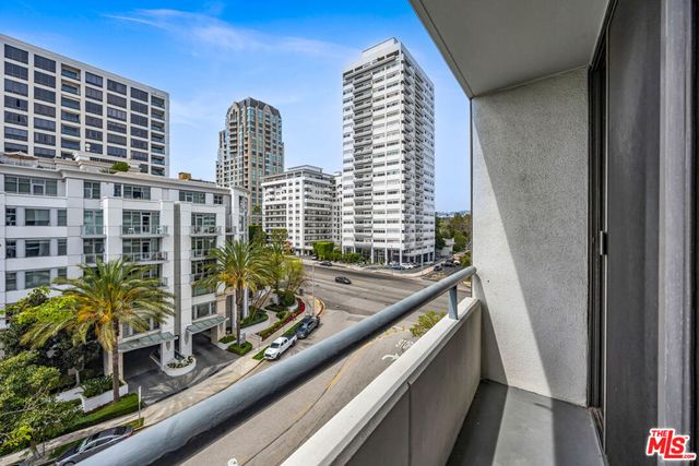 10660 Wilshire Boulevard 701, Los Angeles, CA 90024