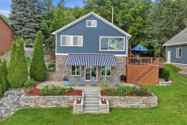 5601 Scenery DRIVE, Waterford, WI 53185