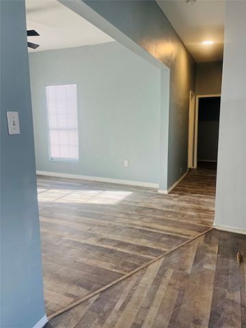 918 S Maxey Street, Sherman, TX 75090