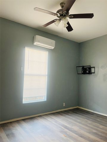 918 S Maxey Street, Sherman, TX 75090