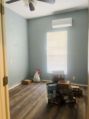 918 S Maxey Street, Sherman, TX 75090