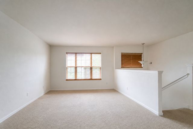 1709 Windward Drive, Pingree Grove, IL 60140