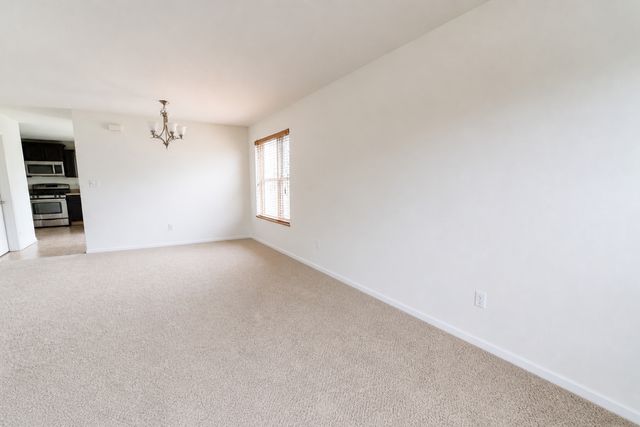 1709 Windward Drive, Pingree Grove, IL 60140