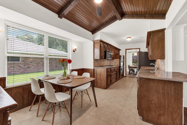 2814 Forest Grove Drive, Richardson, TX 75080