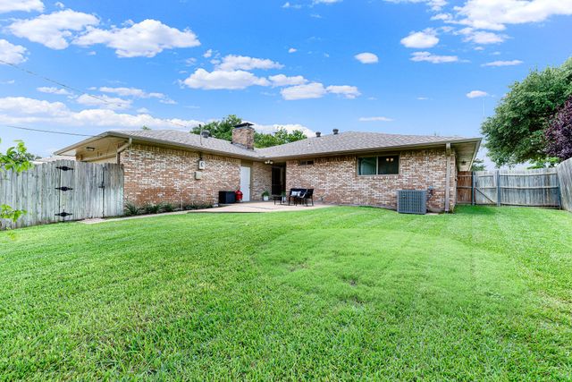 2814 Forest Grove Drive, Richardson, TX 75080