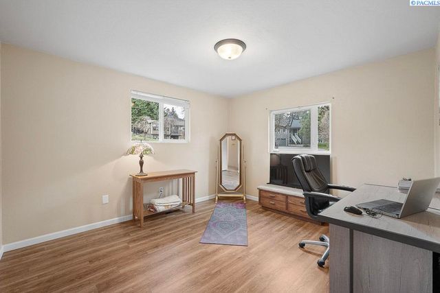 940 SE Glen Echo Rd, Pullman, WA 99163