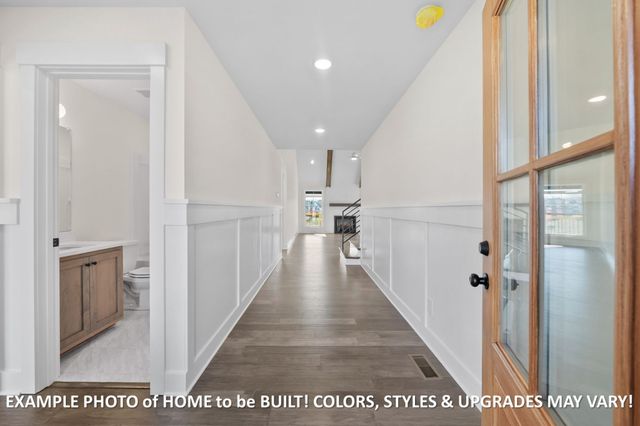 913 Bankside Dr, Clarksville, TN 37043