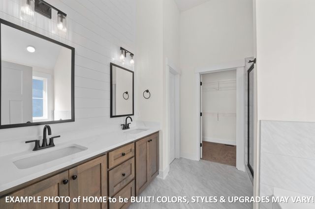 913 Bankside Dr, Clarksville, TN 37043