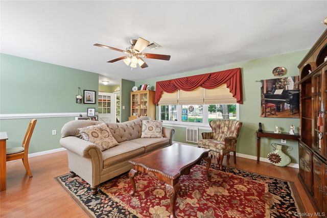176 Ventry Court A, Ridge, NY 11961