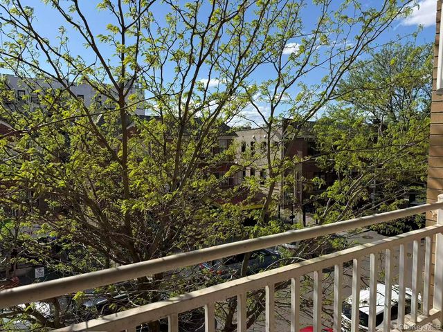9305 37th Avenue 2B, Jackson Heights, NY 11372