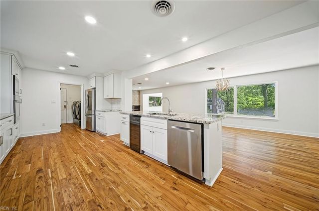 7077 Kirby CRES, Norfolk, VA 23505