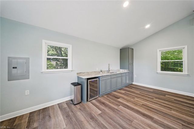 7077 Kirby CRES, Norfolk, VA 23505