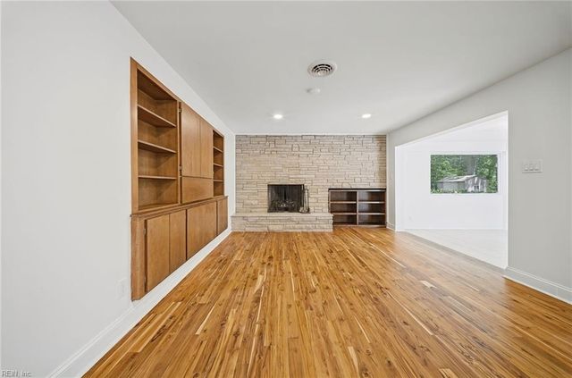 7077 Kirby CRES, Norfolk, VA 23505