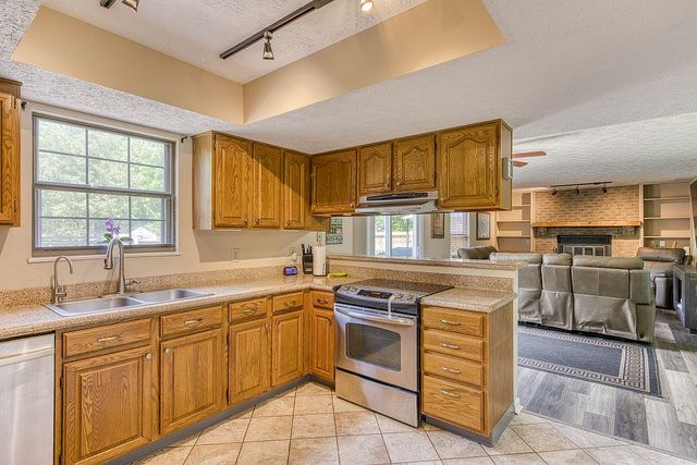 2421 Rossini Road, Miami Twp, OH 45459