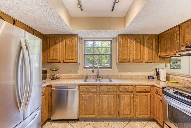 2421 Rossini Road, Miami Twp, OH 45459
