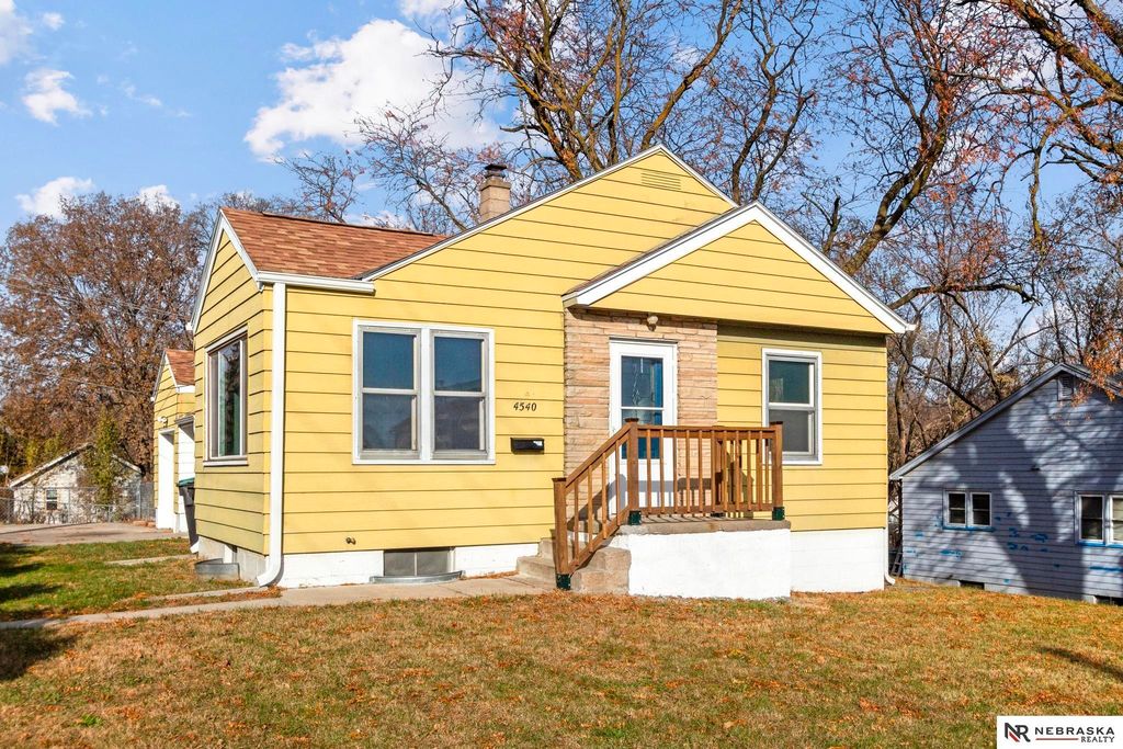 4540 Fowler Avenue, Omaha, NE 68104