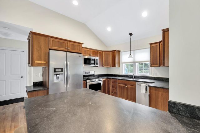 15 Red Cedar Circle, East Falmouth, MA 02536