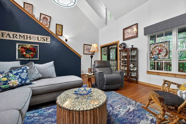 155 Wildwood Rd, Smithville, TN 37166