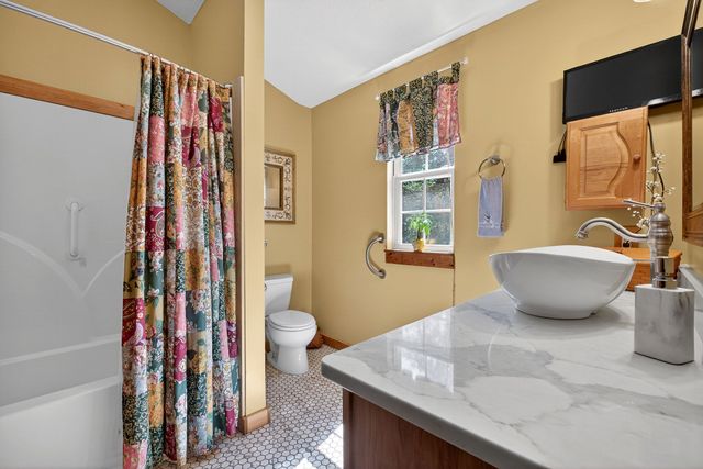 155 Wildwood Rd, Smithville, TN 37166