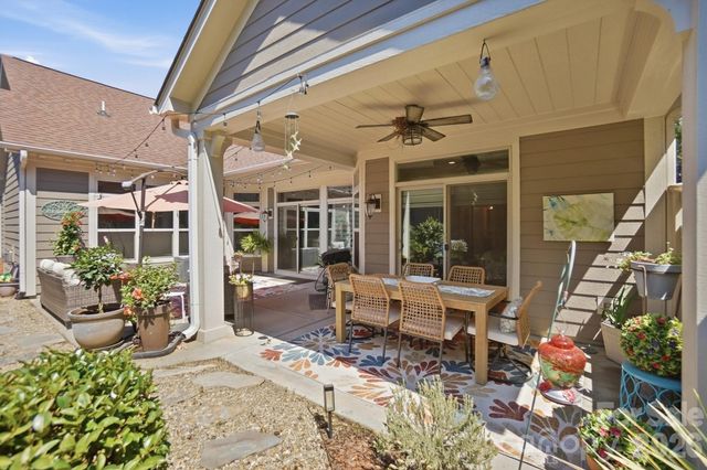 1100 Avalon Place, Matthews, NC 28104
