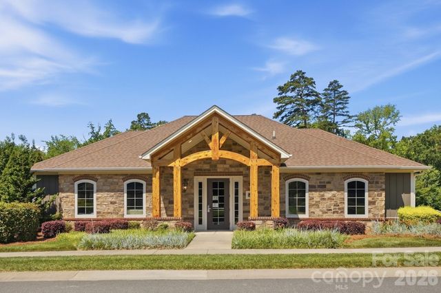 1100 Avalon Place, Matthews, NC 28104