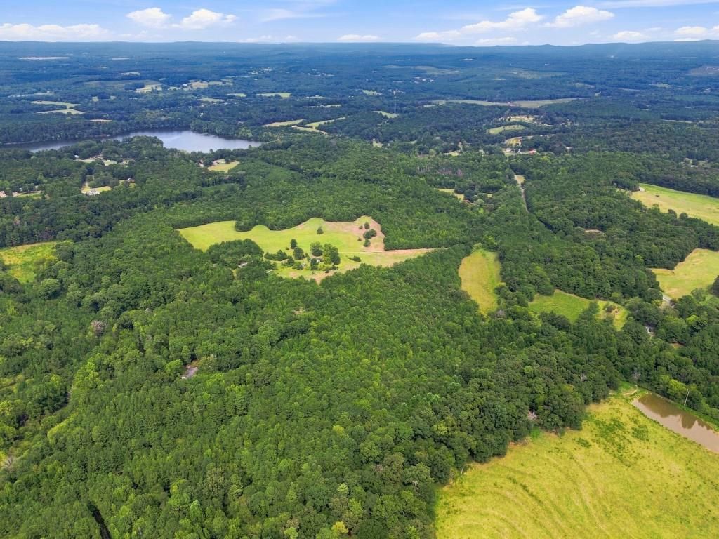 Image 15 of property listing at 409 Peeples Road SE, Rome, GA 30104
