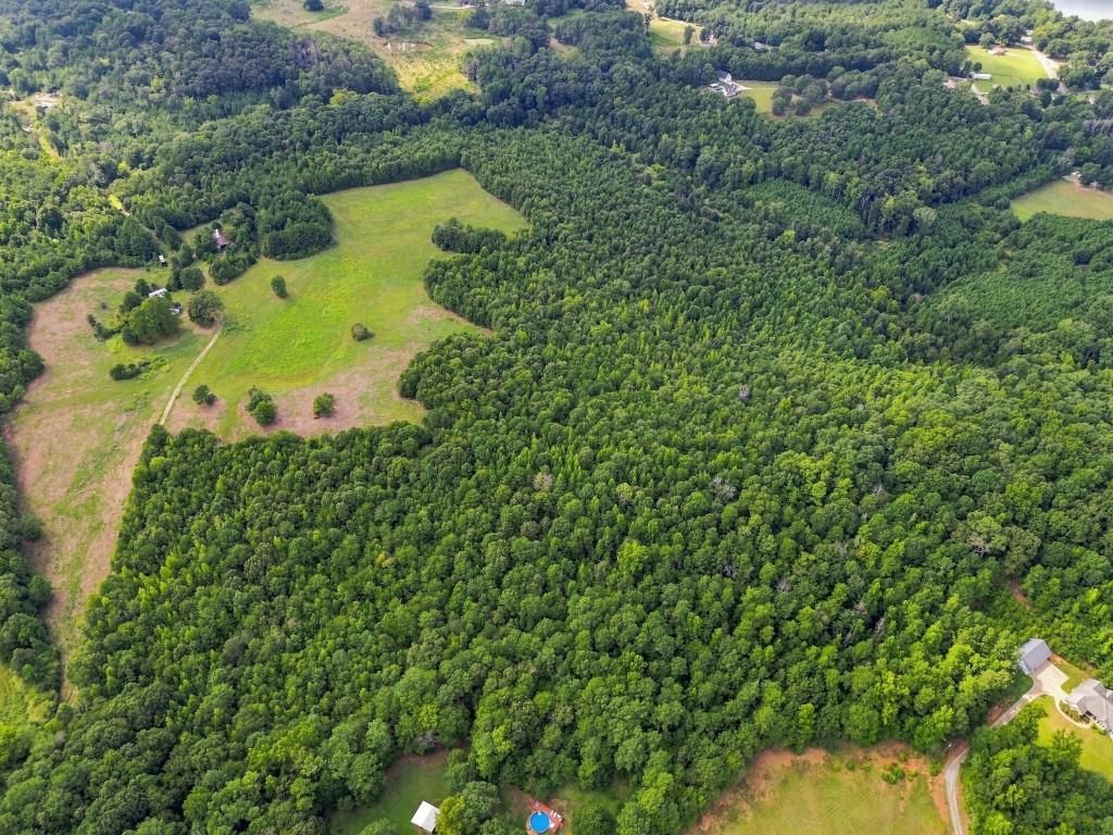 Image 2 of property listing at 409 Peeples Road SE, Rome, GA 30104
